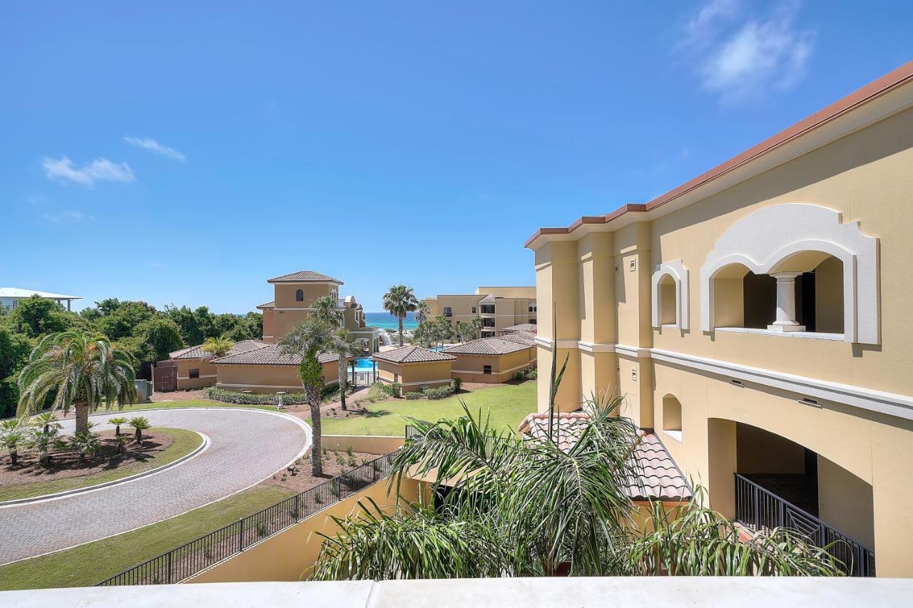 Sanctuary By The Sea Condos Санта Роса Бийч Екстериор снимка