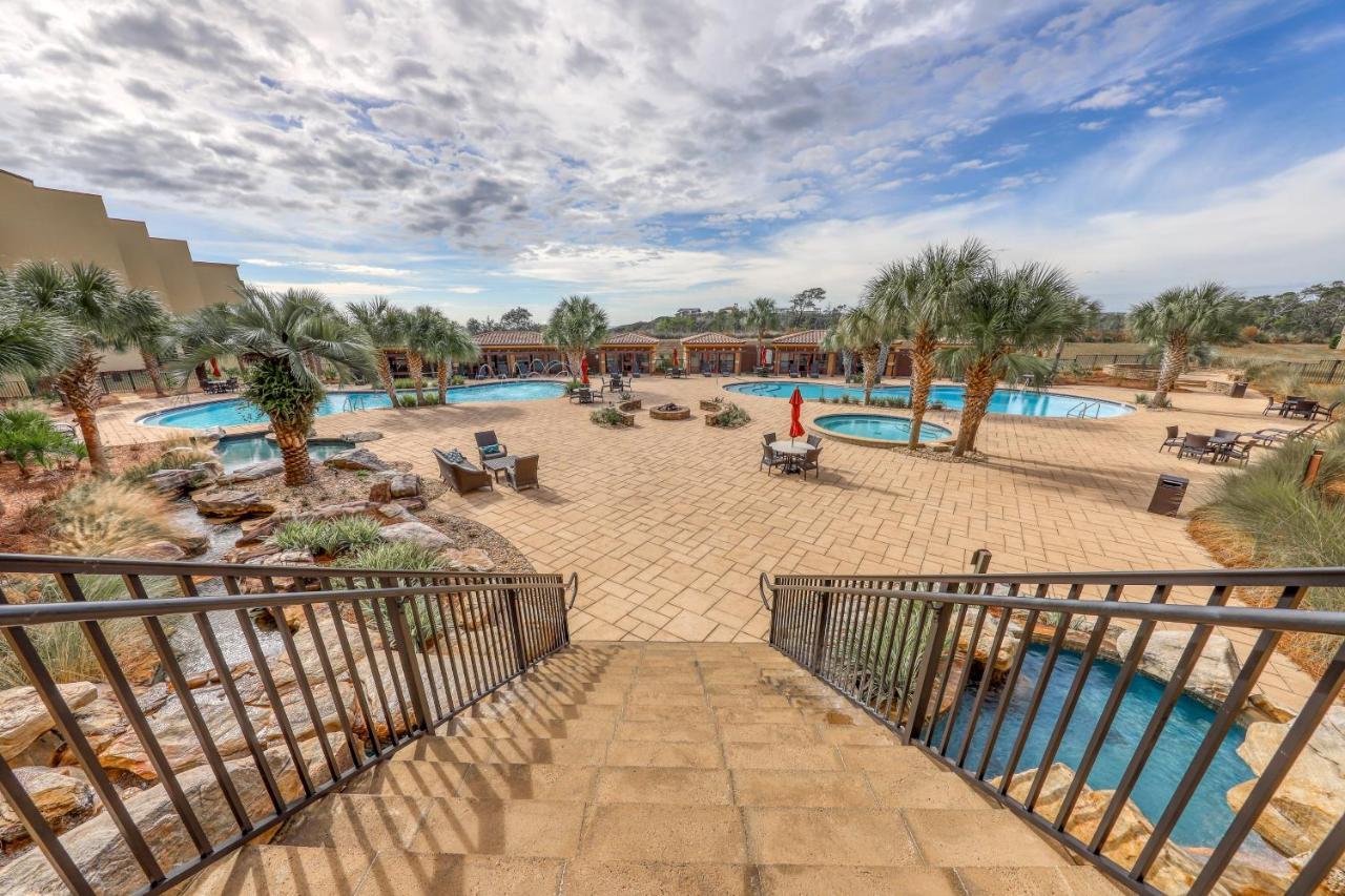 Sanctuary By The Sea Condos Санта Роса Бийч Екстериор снимка